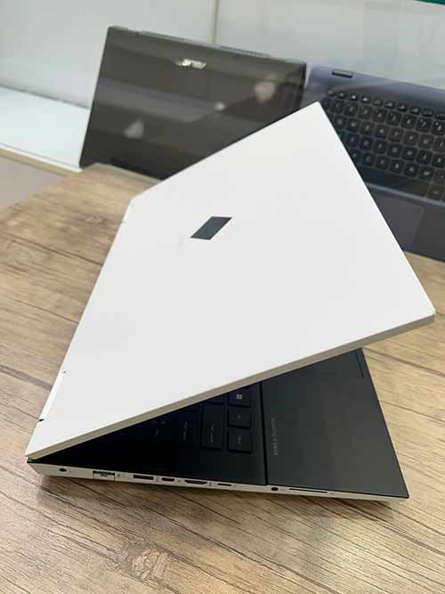 لپ تاپ گیمینگ HP OMEN 17