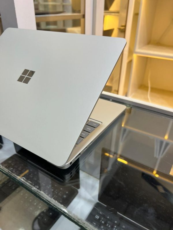 لپتاپ ۱۳٫۵ اینچی مایکروسافت Surface Laptop 7