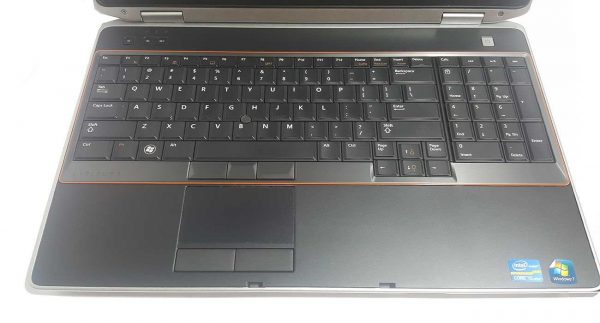 کیبورد و صفحه لمس- لپ تاپ استوک Dell Latitude E6520